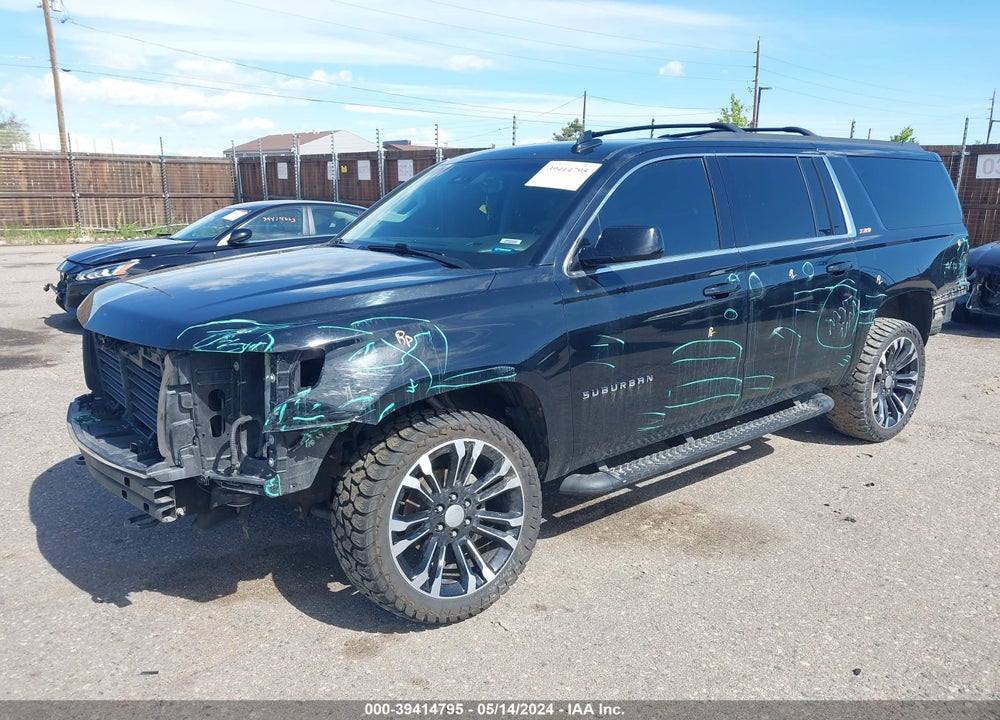 2018 CHEVROLET SUBURBAN LT VIN: 1GNSKHKC8JR402491
