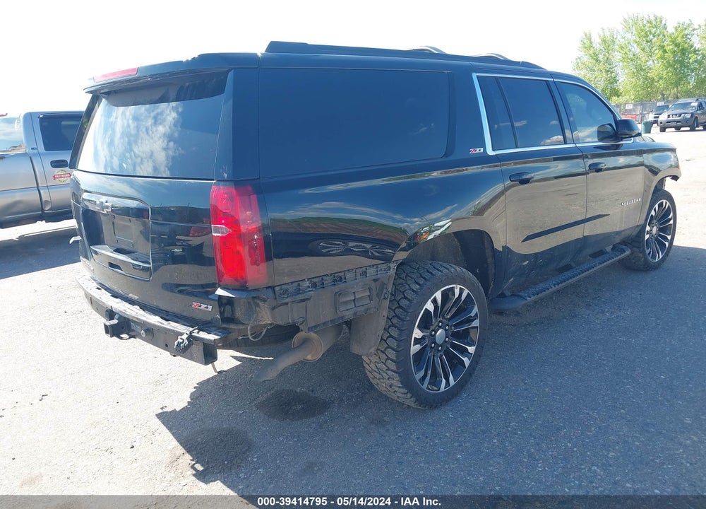 2018 CHEVROLET SUBURBAN LT VIN: 1GNSKHKC8JR402491