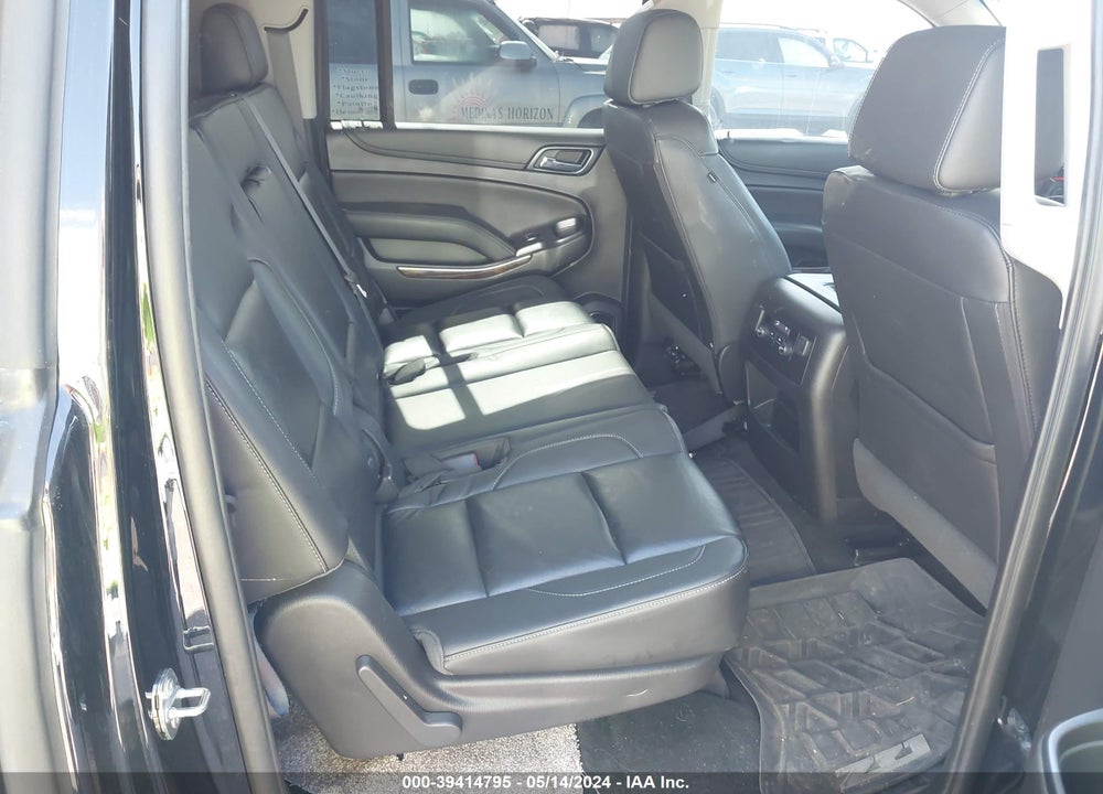 2018 CHEVROLET SUBURBAN LT VIN: 1GNSKHKC8JR402491