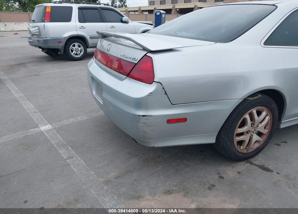 2002 HONDA ACCORD 3.0 EX VIN: 1HGCG22572A012349
