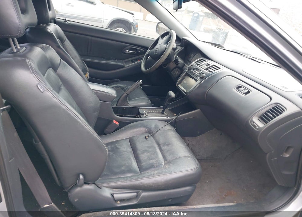 2002 HONDA ACCORD 3.0 EX VIN: 1HGCG22572A012349