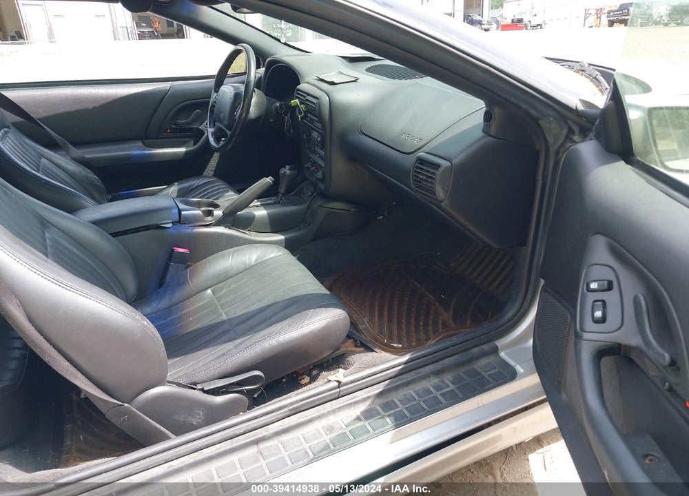 2002 CHEVROLET CAMARO VIN: 2G1FP32K822122752