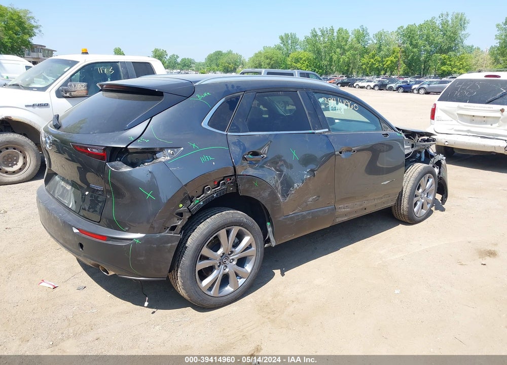 2022 MAZDA CX-30 SELECT VIN: 3MVDMBBL6NM401662