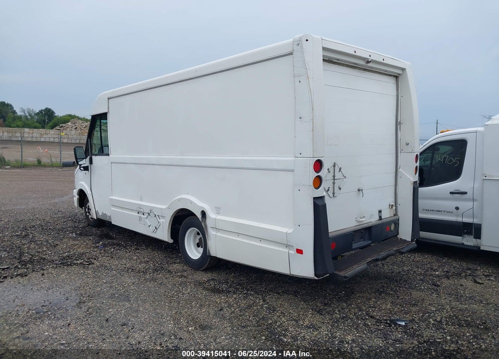 2013 ISUZU COMMERCIAL VAN VIN: JALB4T172D7W00153
