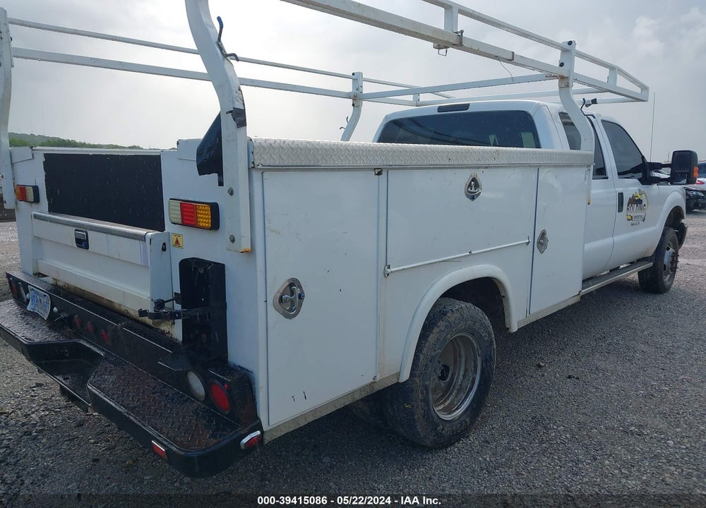 2016 FORD F-350 CHASSIS XL VIN: 1FD8W3H67GED17164