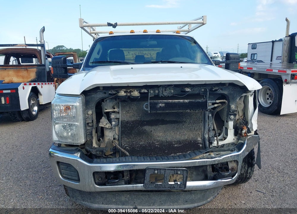 2016 FORD F-350 CHASSIS XL VIN: 1FD8W3H67GED17164