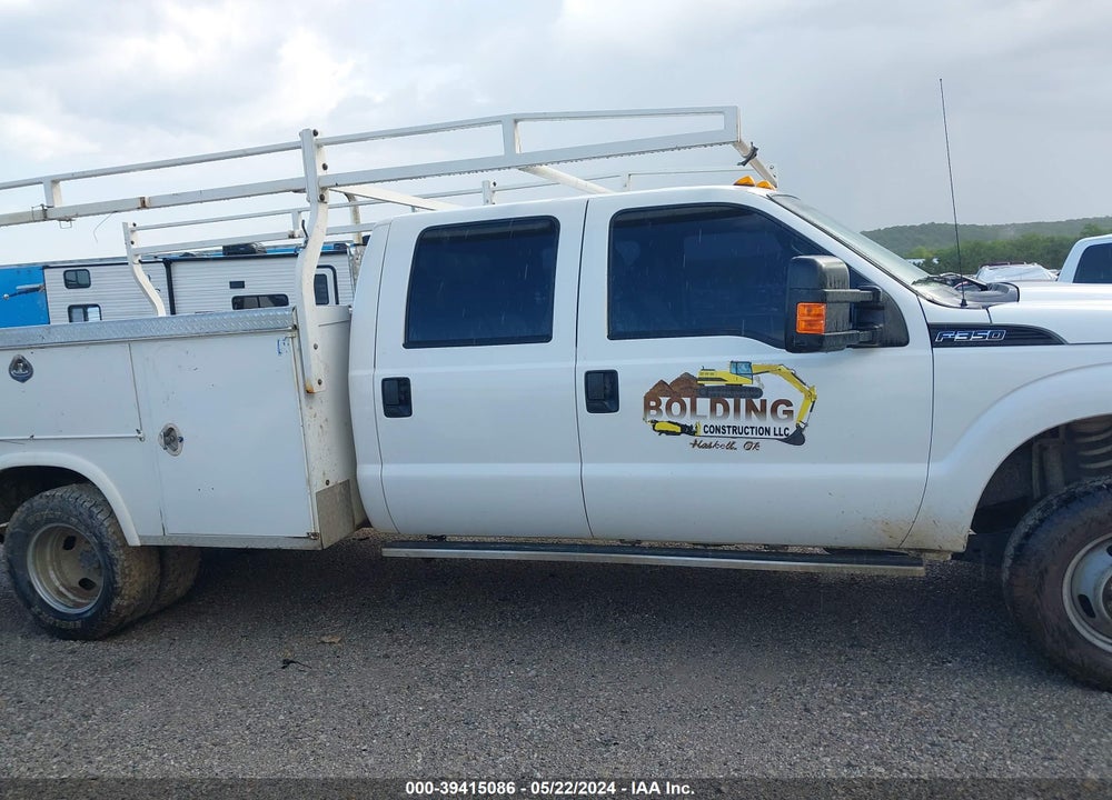 2016 FORD F-350 CHASSIS XL VIN: 1FD8W3H67GED17164