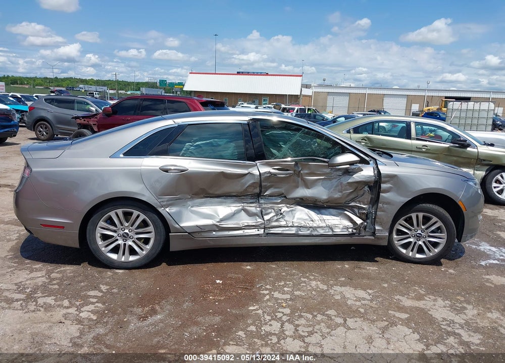 2016 LINCOLN MKZ VIN: 3LN6L2J92GR611566