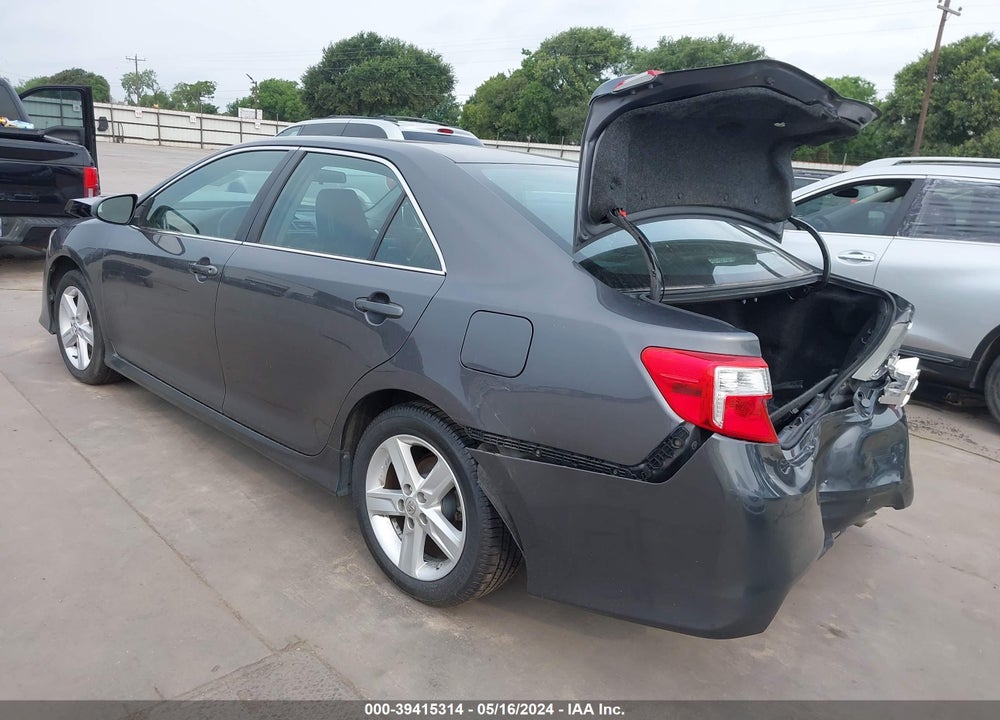 2014 TOYOTA CAMRY SE VIN: 4T1BF1FK2EU464263