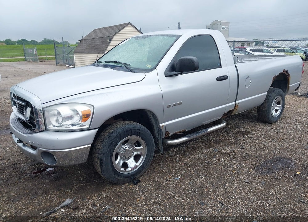 2008 DODGE RAM 1500 SLT VIN: 1D7HU16N38J204142