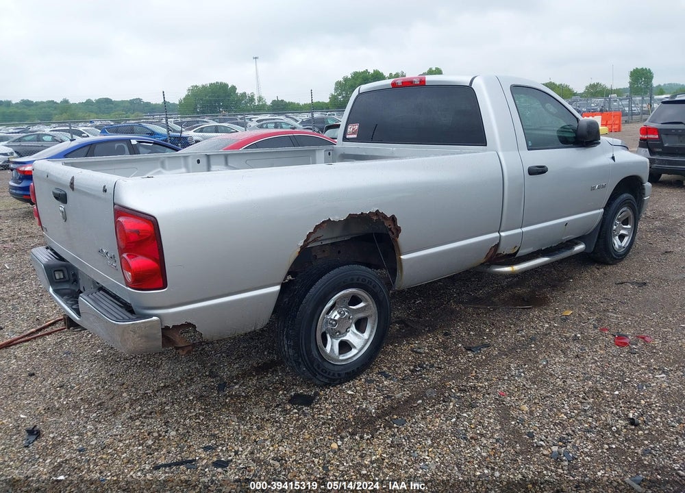 2008 DODGE RAM 1500 SLT VIN: 1D7HU16N38J204142