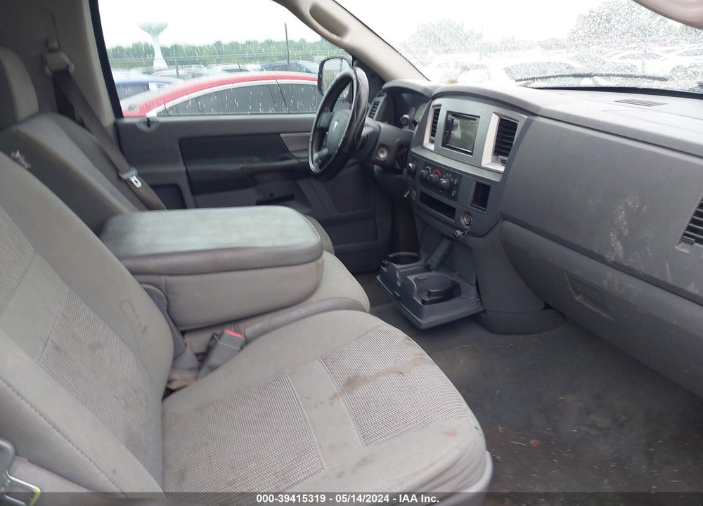 2008 DODGE RAM 1500 SLT VIN: 1D7HU16N38J204142