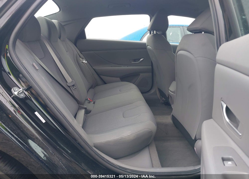 2024 HYUNDAI ELANTRA SE VIN: KMHLL4DG1RU723585