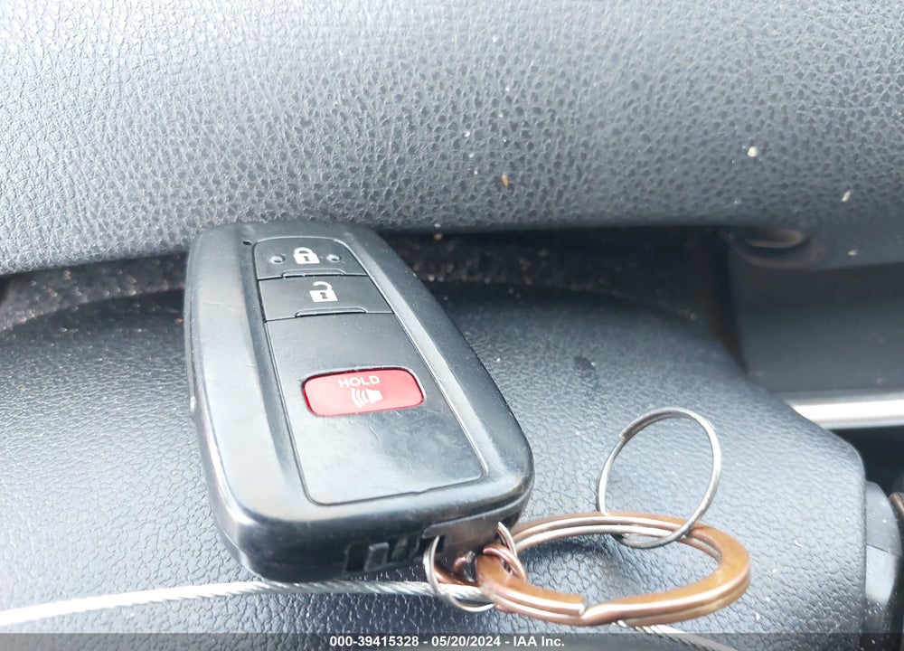 2016 TOYOTA PRIUS TWO ECO VIN: JTDKARFUXG3026070