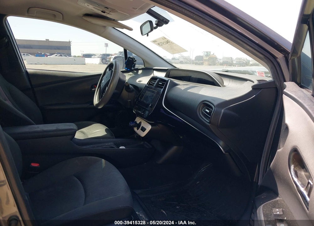 2016 TOYOTA PRIUS TWO ECO VIN: JTDKARFUXG3026070