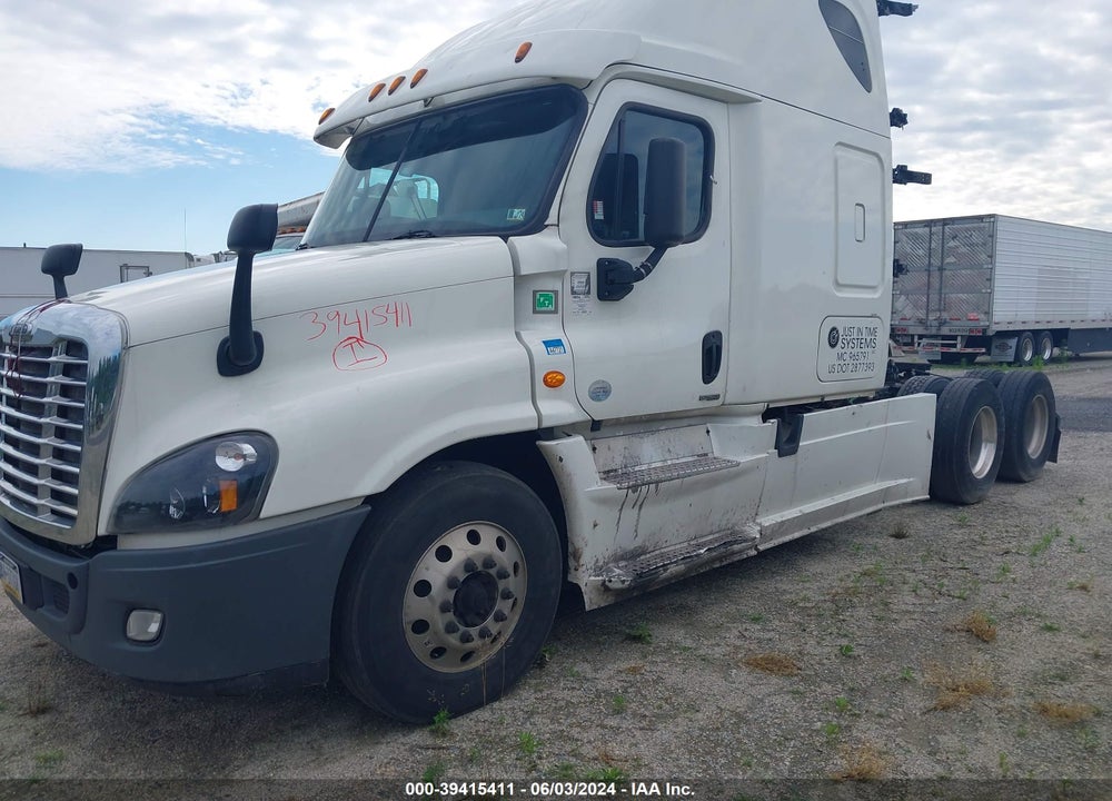 2016 FREIGHTLINER CASCADIA 125 VIN: 1FUJGLD52GLGX7918