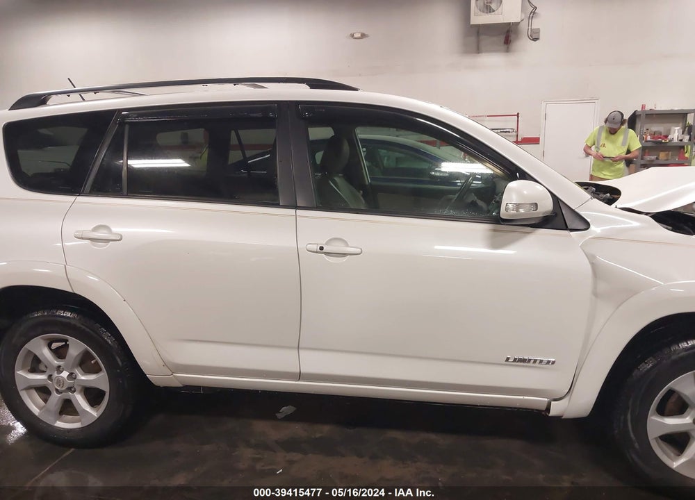 2011 TOYOTA RAV4 LIMITED V6 VIN: 2T3DK4DV8BW054010