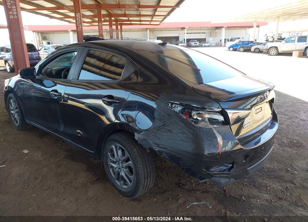 2019 TOYOTA YARIS LE VIN: 3MYDLBYV4KY517980