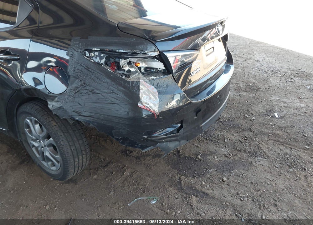 2019 TOYOTA YARIS LE VIN: 3MYDLBYV4KY517980