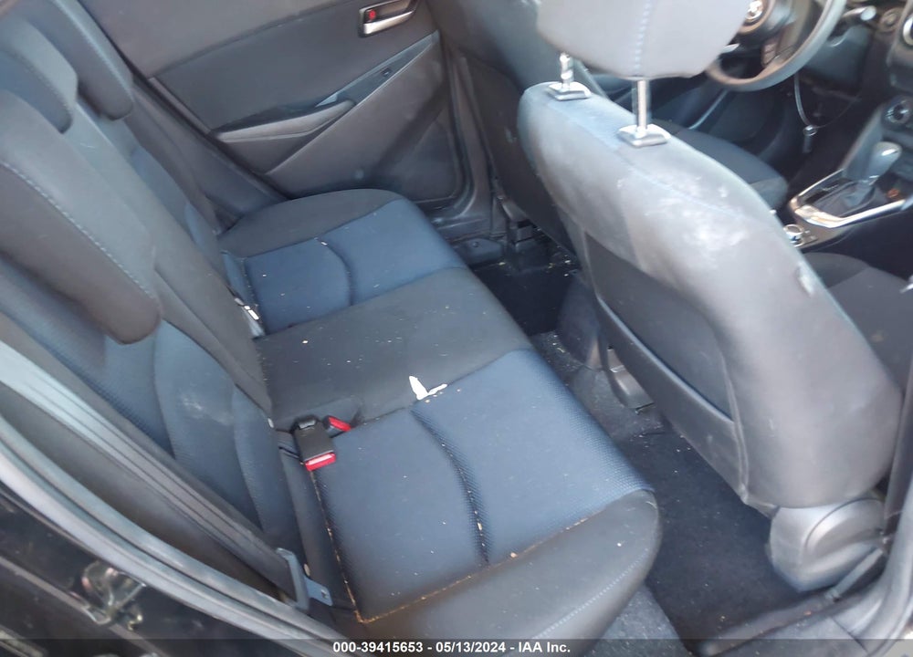 2019 TOYOTA YARIS LE VIN: 3MYDLBYV4KY517980