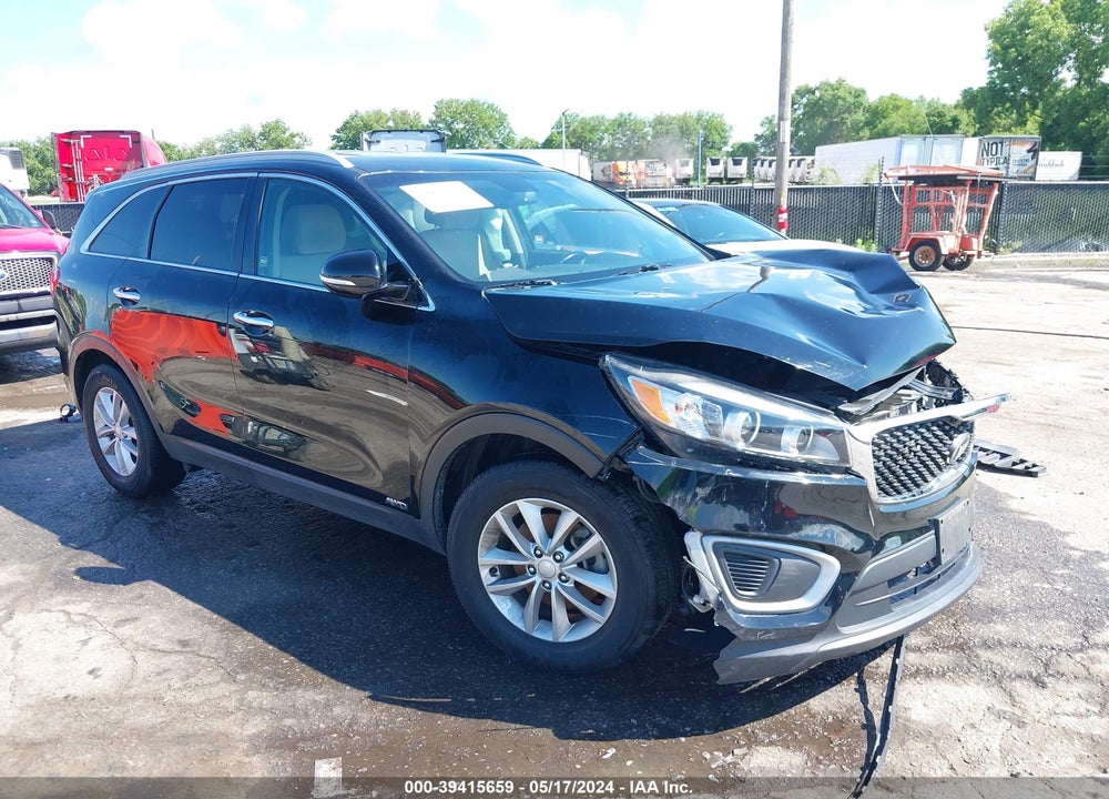 2016 KIA SORENTO 2.4L LX VIN: 5XYPGDA36GG021739