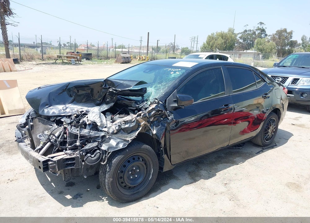 2018 TOYOTA COROLLA LE VIN: 2T1BURHE2JC018573