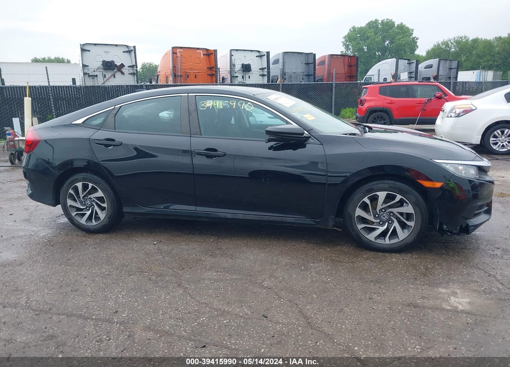 2018 HONDA CIVIC EX VIN: 19XFC2F70JE007590