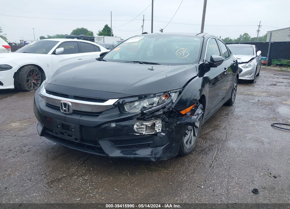 2018 HONDA CIVIC EX VIN: 19XFC2F70JE007590
