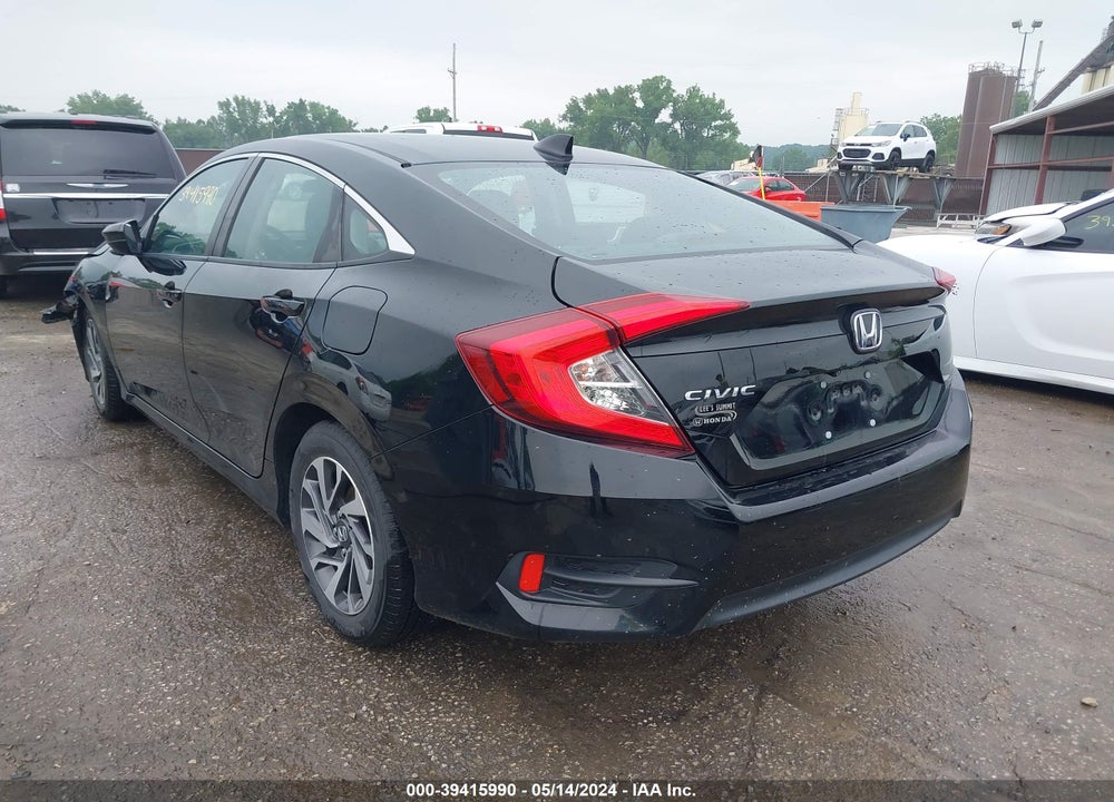 2018 HONDA CIVIC EX VIN: 19XFC2F70JE007590