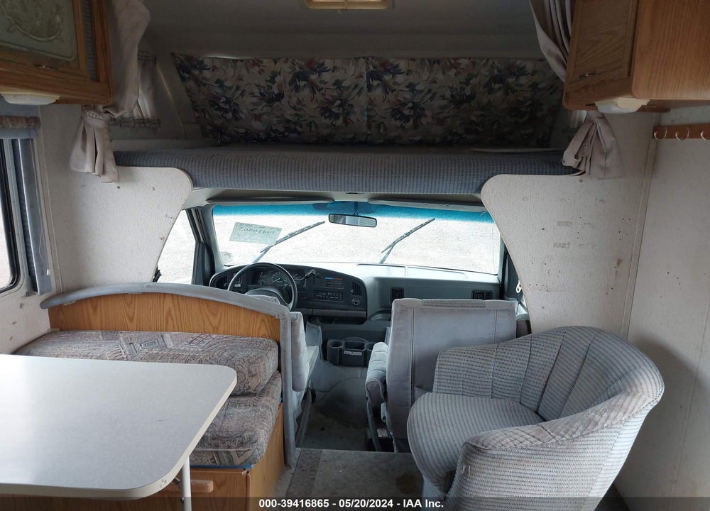 1992 FORD ECONOLINE E350 CUTAWAY VAN VIN: 1FDKE30G2NHB00243