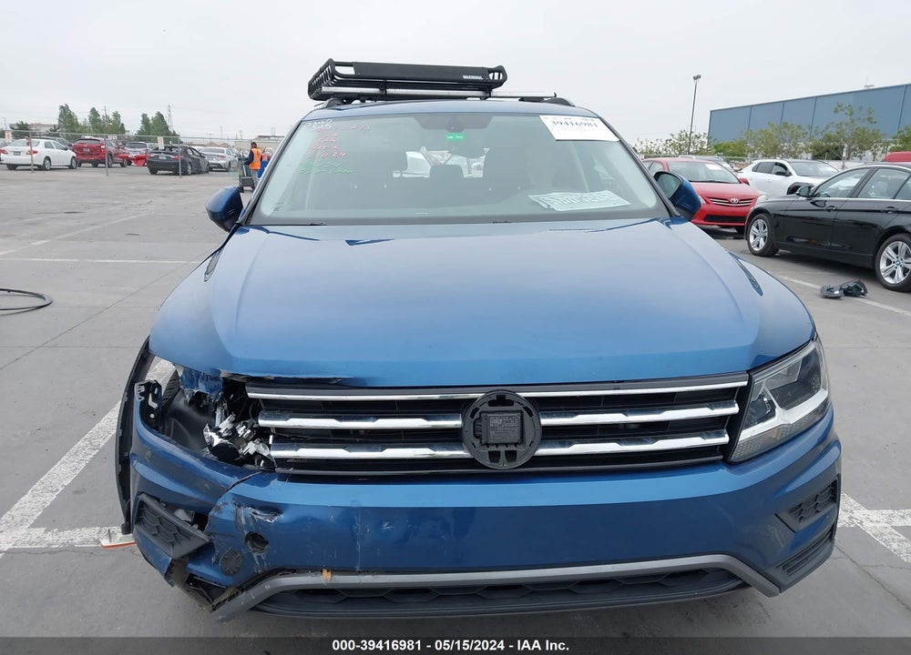 2019 VOLKSWAGEN TIGUAN 2.0T SE/2.0T SEL/2.0T SEL R-LINE/2.0T SEL R-LINE BLACK VIN: 3VV3B7AX3KM032924
