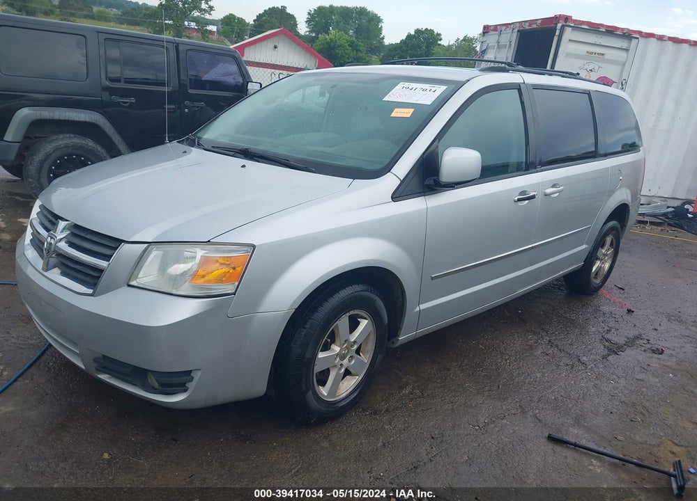 2010 DODGE GRAND CARAVAN VIN: 2D4RN5D10AR215767
