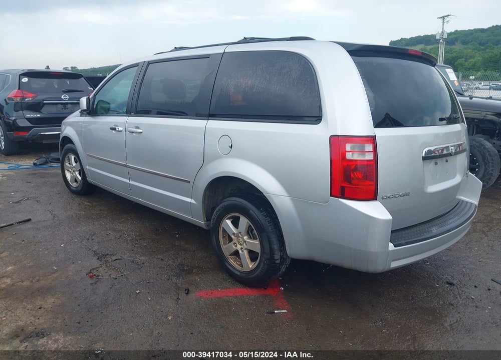 2010 DODGE GRAND CARAVAN VIN: 2D4RN5D10AR215767