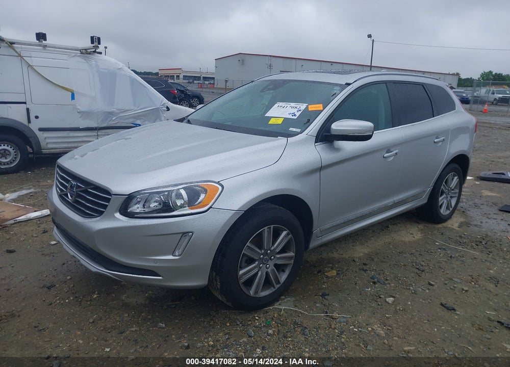 2017 VOLVO XC60 T5 INSCRIPTION VIN: YV440MDU8H2075029