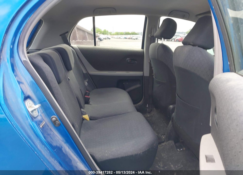 2009 TOYOTA YARIS VIN: JTDKT903495276079