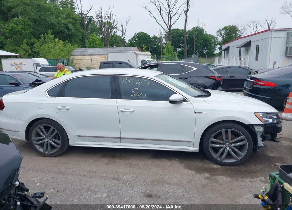 2017 VOLKSWAGEN PASSAT 1.8T R-LINE VIN: 1VWDT7A30HC046977