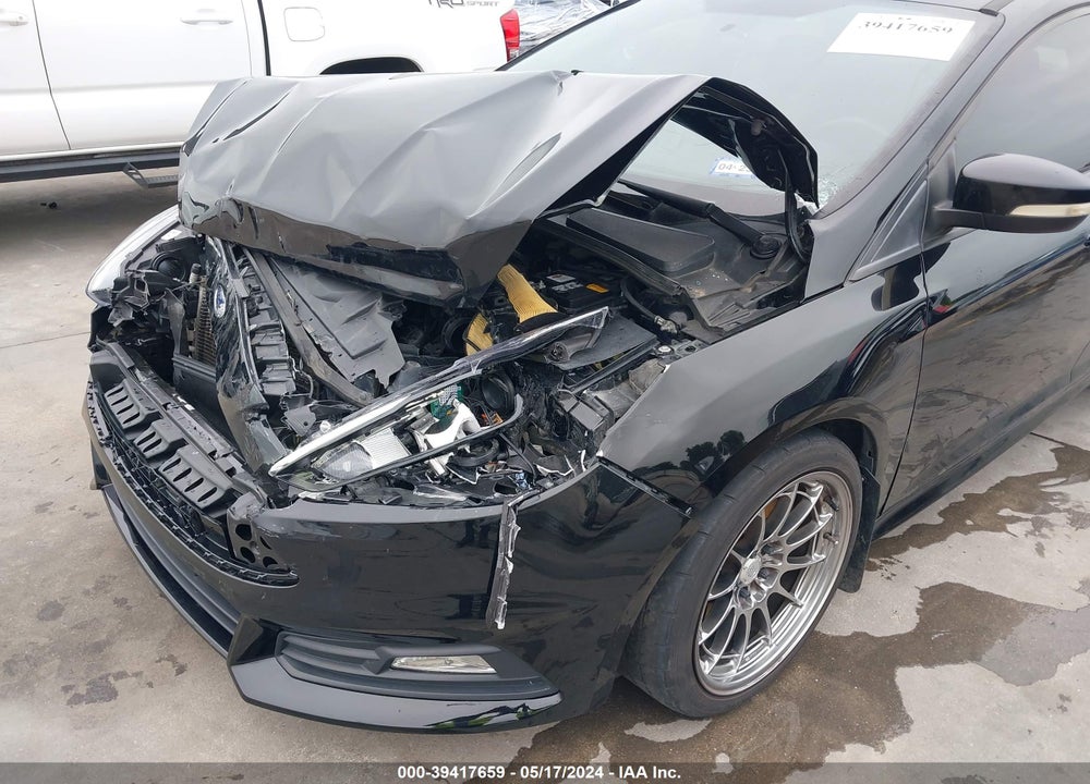 2017 FORD FOCUS ST VIN: 1FADP3L96HL206772