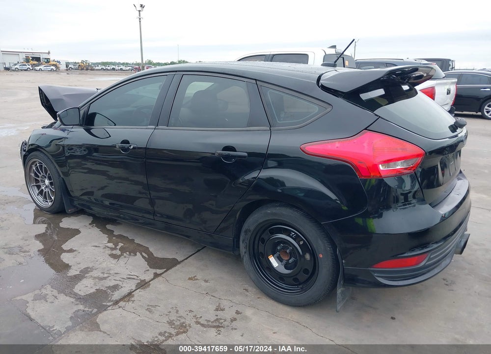 2017 FORD FOCUS ST VIN: 1FADP3L96HL206772