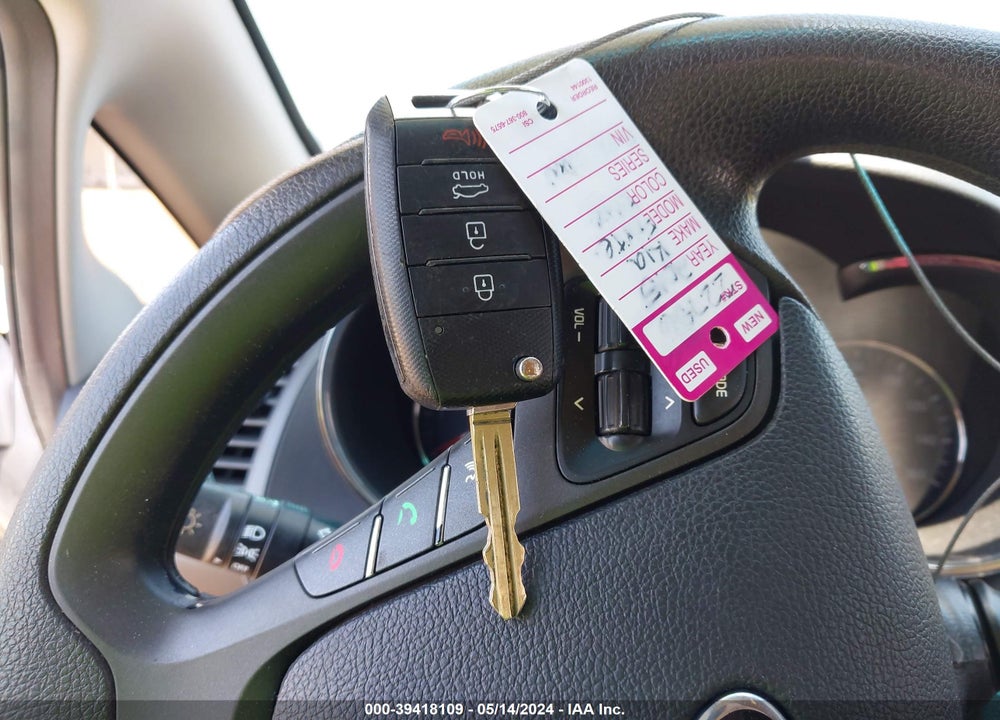 2015 KIA FORTE LX VIN: KNAFX4A61F5380846
