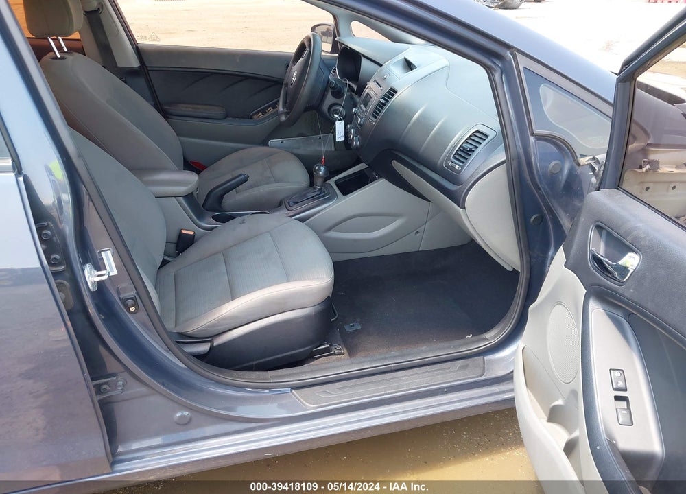 2015 KIA FORTE LX VIN: KNAFX4A61F5380846
