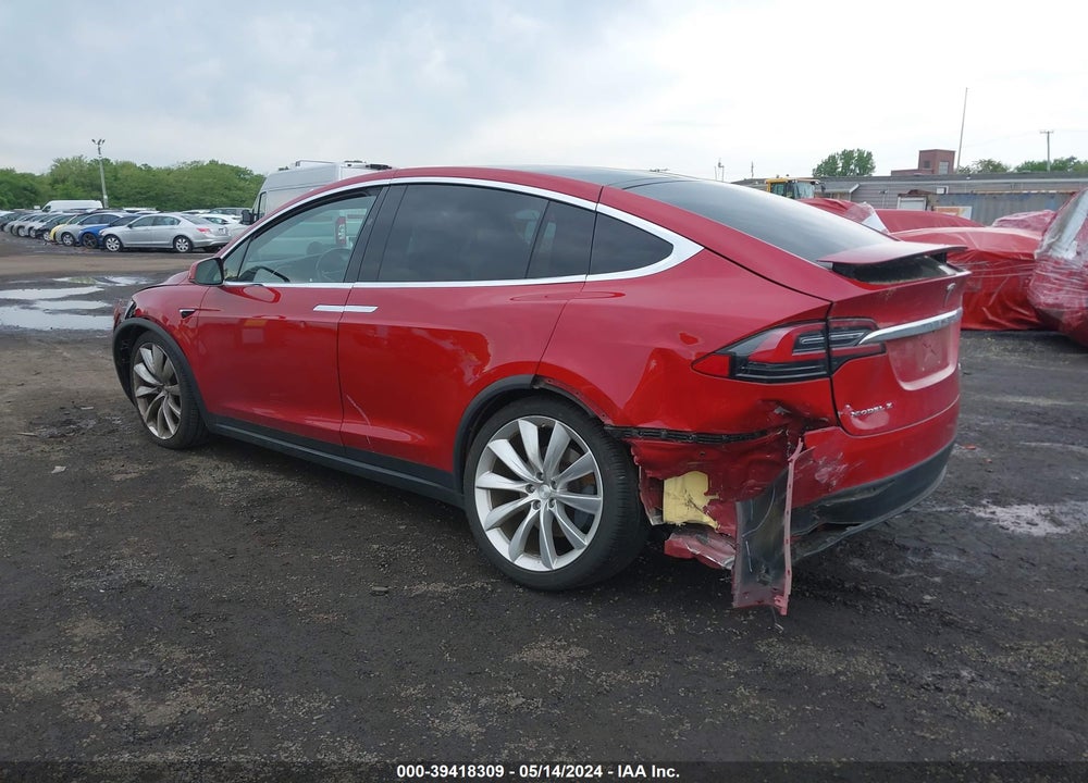 2017 TESLA MODEL X VIN: 5YJXCBE28HF054171