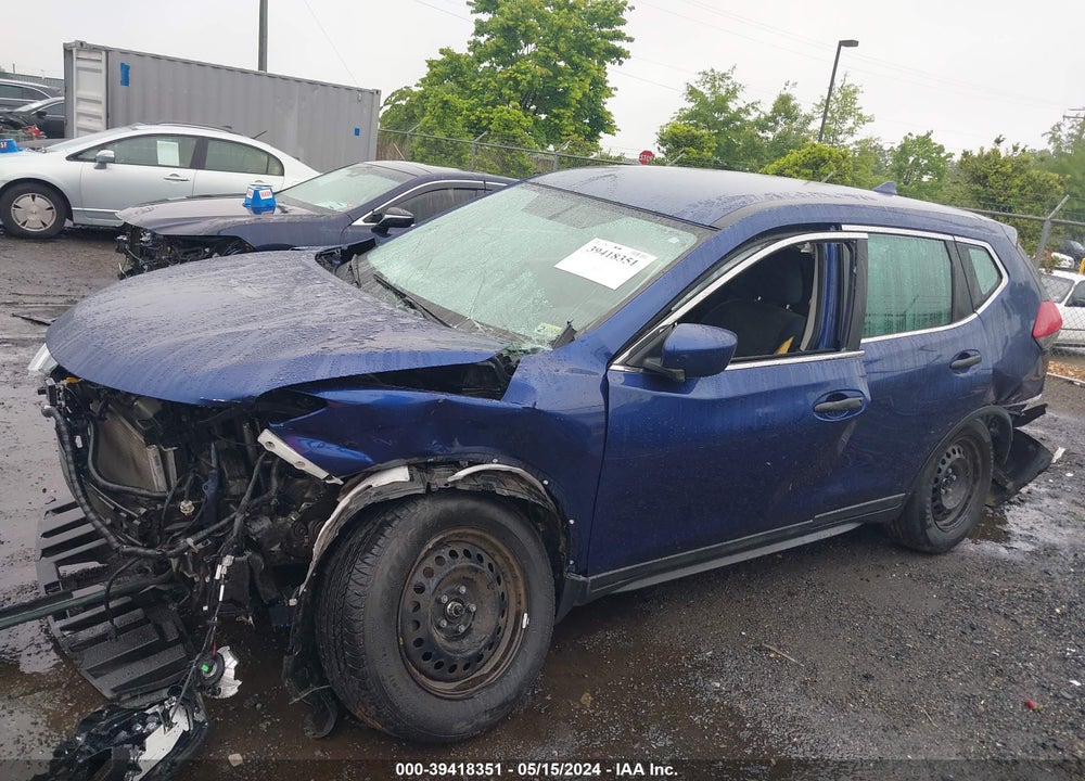 2018 NISSAN ROGUE S VIN: 5N1AT2MV2JC757586