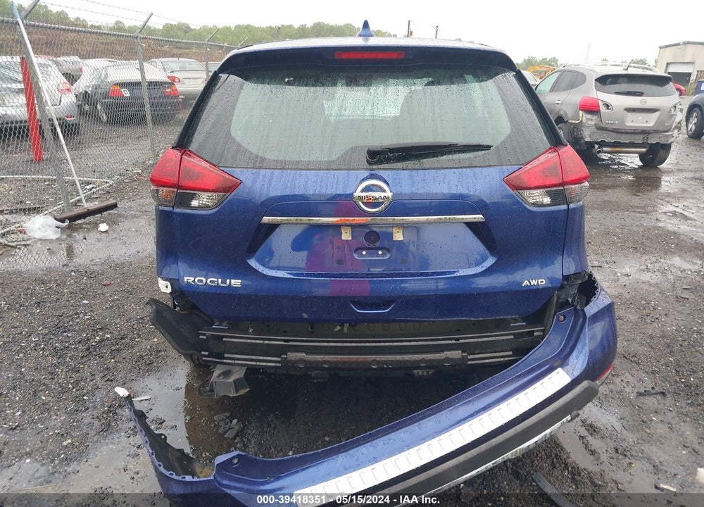2018 NISSAN ROGUE S VIN: 5N1AT2MV2JC757586
