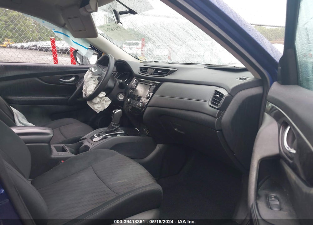 2018 NISSAN ROGUE S VIN: 5N1AT2MV2JC757586