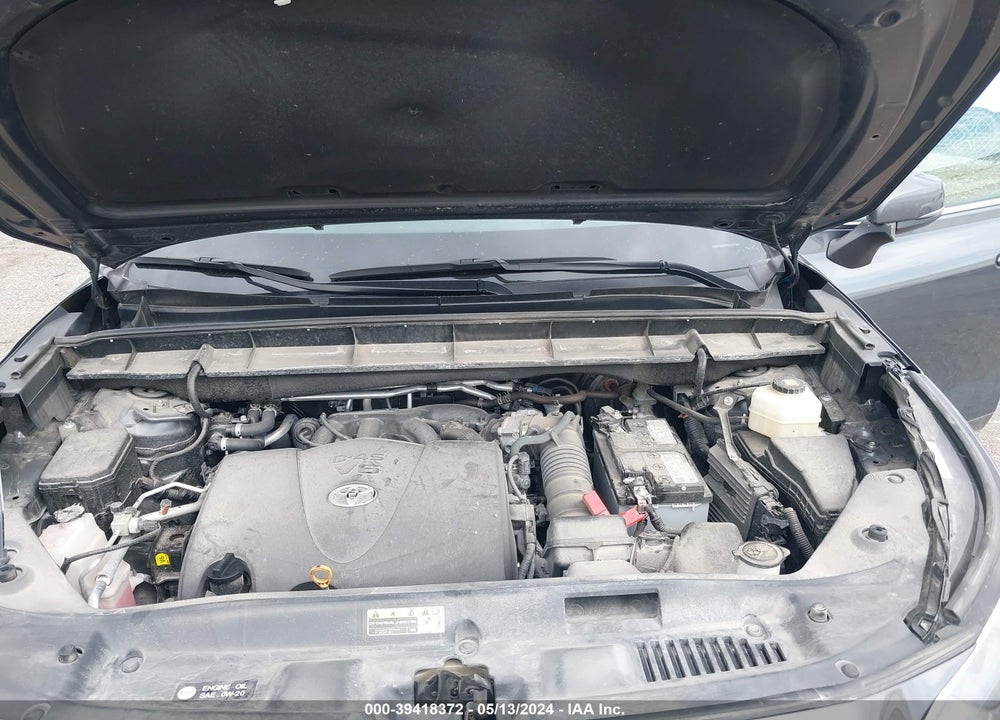 2021 TOYOTA HIGHLANDER XLE VIN: 5TDGZRBH8MS062082