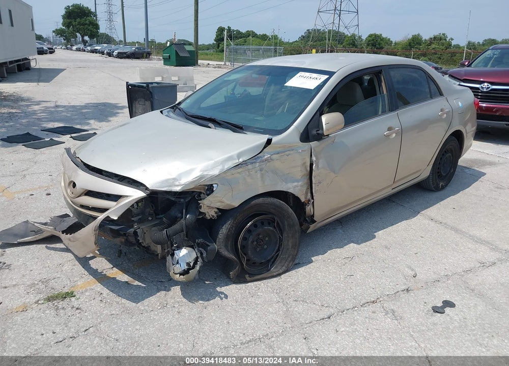 2011 TOYOTA COROLLA LE VIN: 2T1BU4EE2BC655021