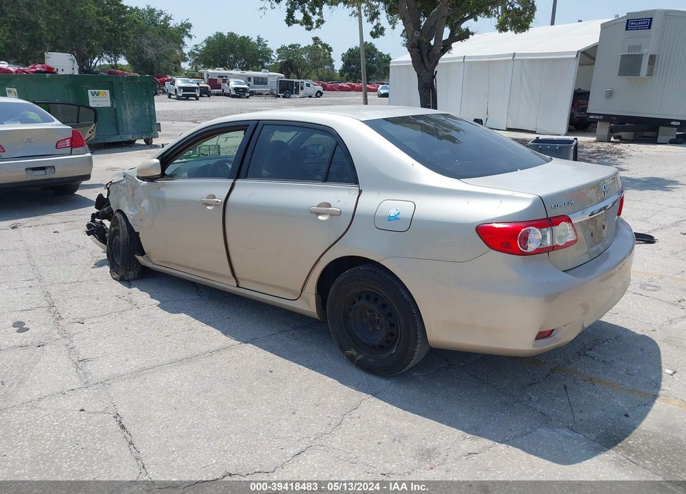 2011 TOYOTA COROLLA LE VIN: 2T1BU4EE2BC655021