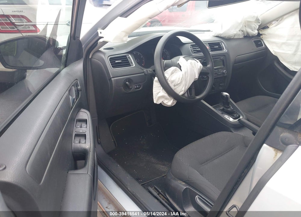 2014 VOLKSWAGEN JETTA 2.0L S VIN: 3VW2K7AJ1EM331982