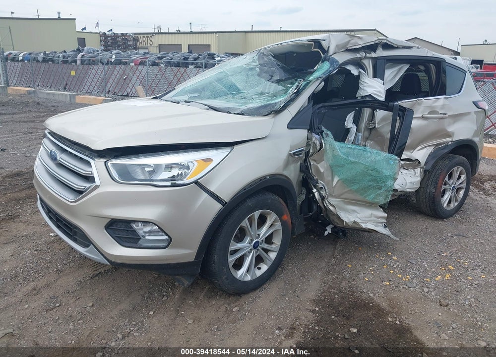 2017 FORD ESCAPE SE VIN: 1FMCU0G90HUE90185
