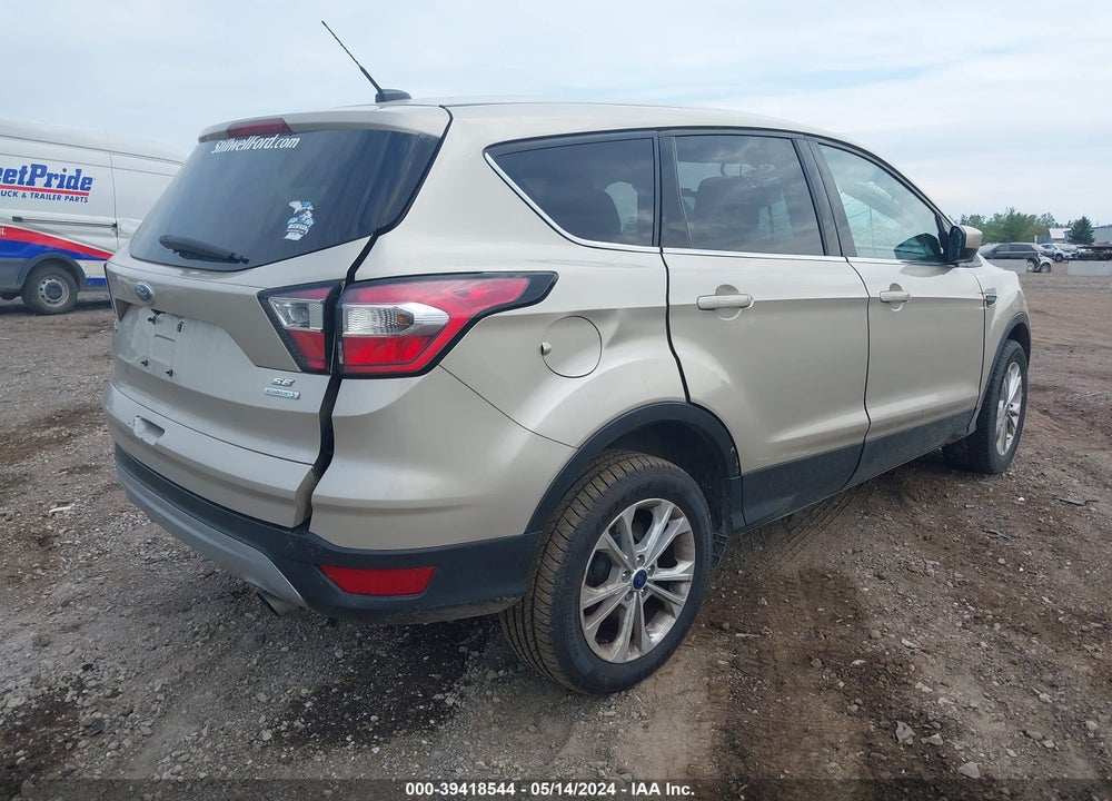 2017 FORD ESCAPE SE VIN: 1FMCU0G90HUE90185